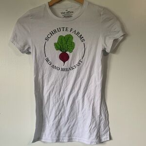 The Office Dwight Schrute Farms Bed and Breakfast T-Shirt Top Size Women XS